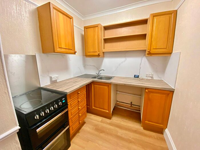 Studio To Rent In Belgrave Road, Torquay, TQ2