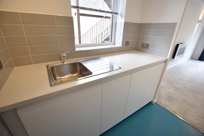 1 Bedroom Flat To Rent In Madeira Road, Bournemouth, BH1