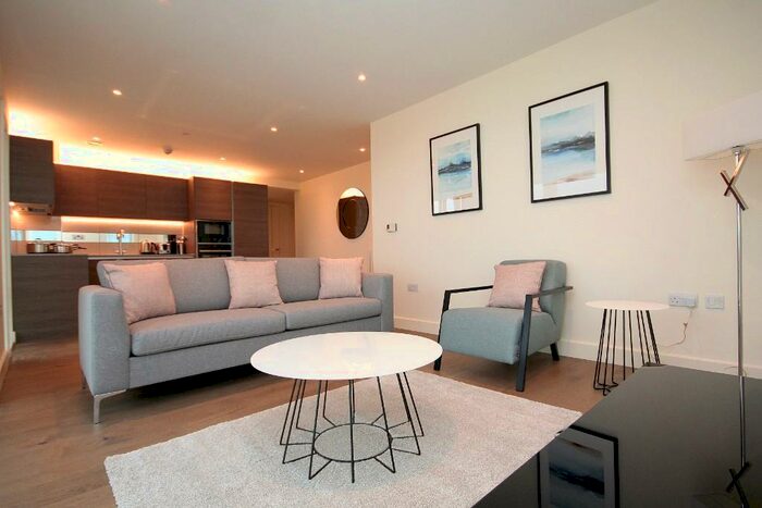 2 Bedroom Flat To Rent In Deveraux House, SE18