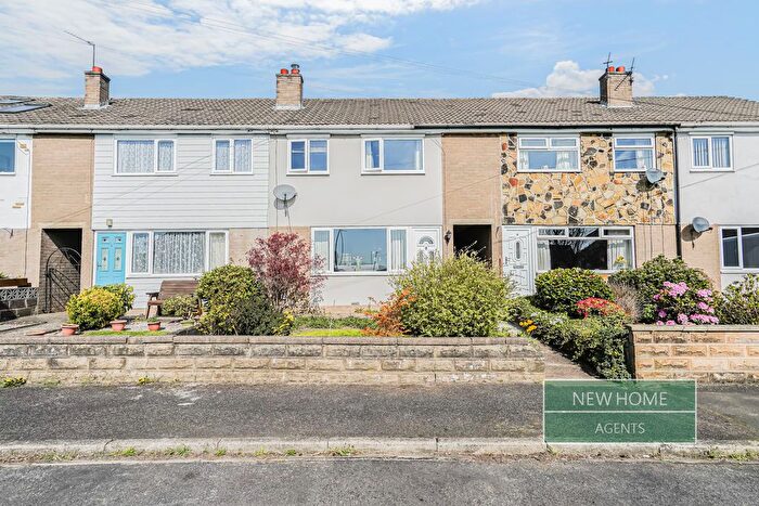 3 Bedroom Terraced House For Sale In Clough Drive, Birstall, Batley, WF17