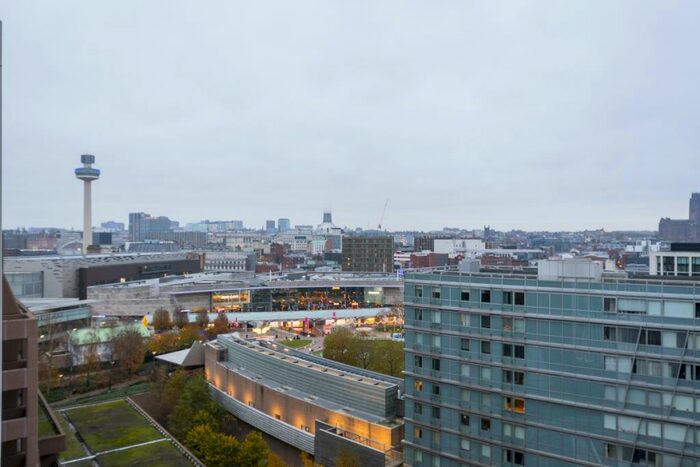 3 Bedroom Apartment To Rent In Strand Street Liverpool, L1