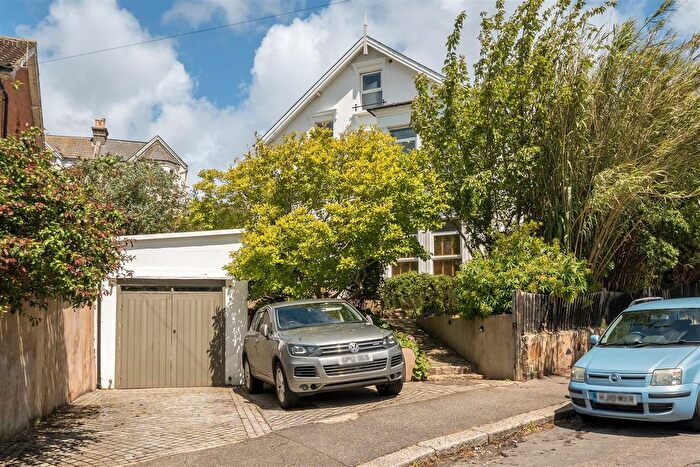 5 Bedroom Detached House For Sale In Quarry Road, Hastings, TN34