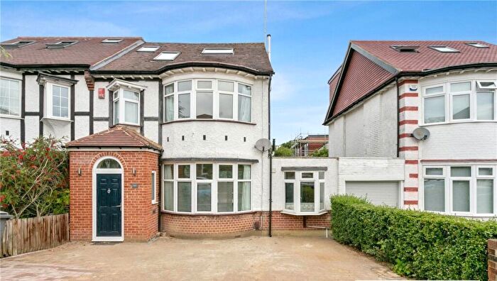 4 Bedroom Semi-Detached House For Sale In Brent Way, West Finchley, London, N3