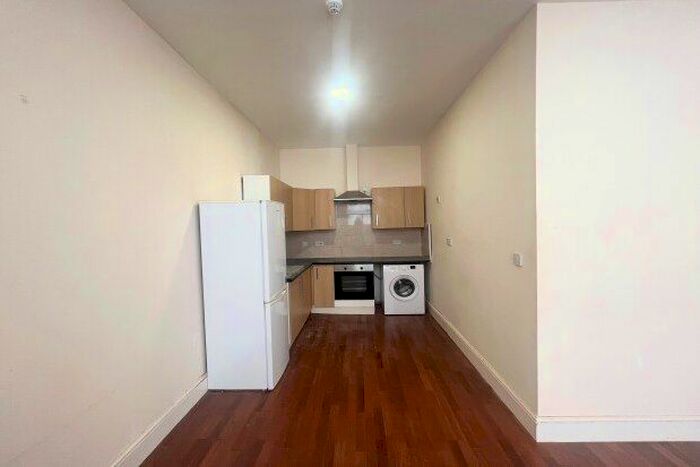 1 Bedroom Flat To Rent In Embassy Building, Liverpool, L19