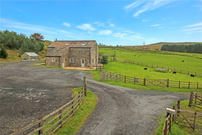 3 Bedroom Detached House For Sale In Skipton Old Road, Laneshawbridge, BB8