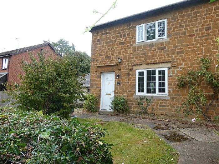 2 Bedroom Semi Detached House To Rent In Avon Avenue, Middle Tysoe, CV35