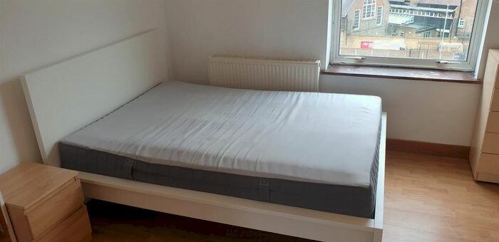 1 Bedroom Flat To Rent In Kingsland High Street, London, E8