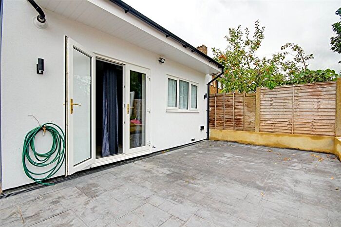 3 Bedroom End Of Terrace House To Rent In Great Cambridge Road, Enfield, EN1