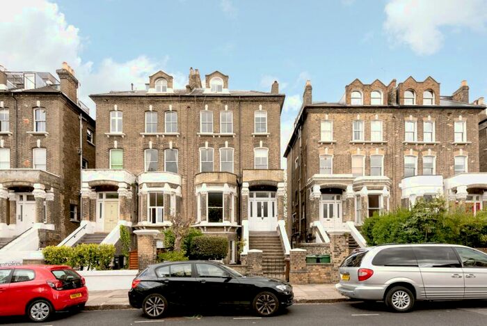 3 Bedroom Apartment To Rent In Lawn Road, London, NW3