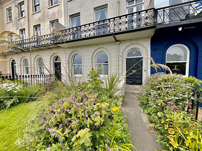 1 Bedroom Flat To Rent In Esplanade, Scarborough, YO11