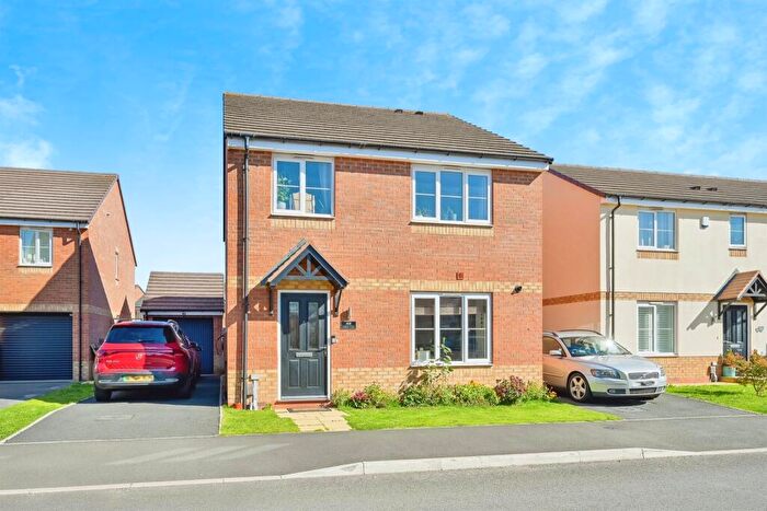 4 Bedroom Detached House For Sale In Harrow Place, Stafford, ST16