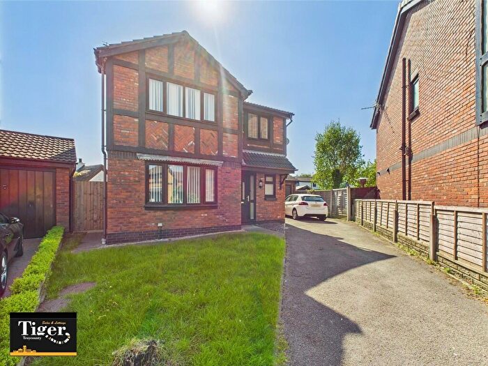 3 Bedroom Detached House To Rent In Belverdale Gardens, Blackpool, FY4