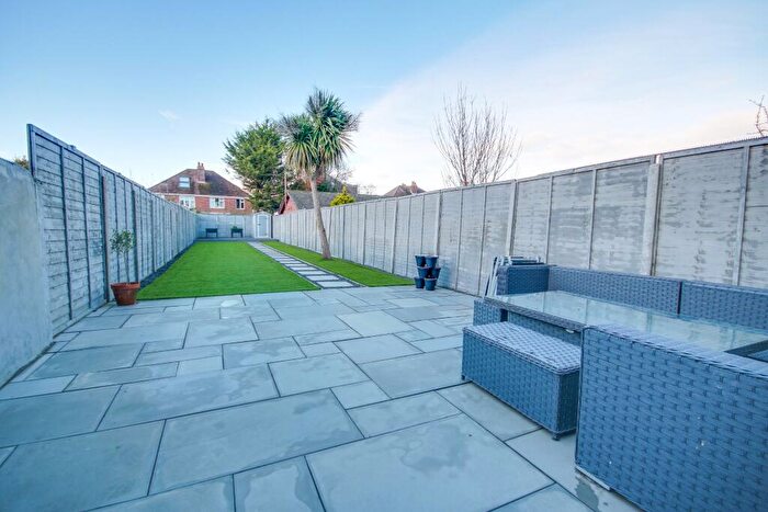 3 Bedroom End Of Terrace House For Sale In Bitterne! Ft Southerly Aspect Rear Garden! Popular Location!, SO19