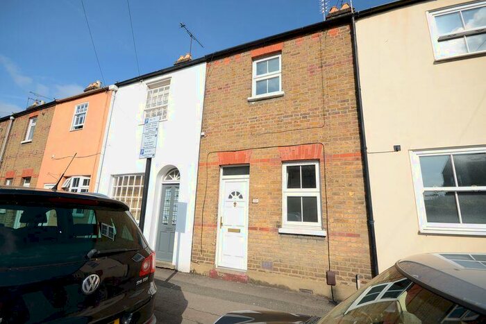 2 Bedroom Property To Rent In Vansittart Road, SL4