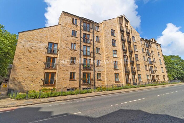 2 Bedroom Flat For Sale In Damside Street, Lancaster, LA1