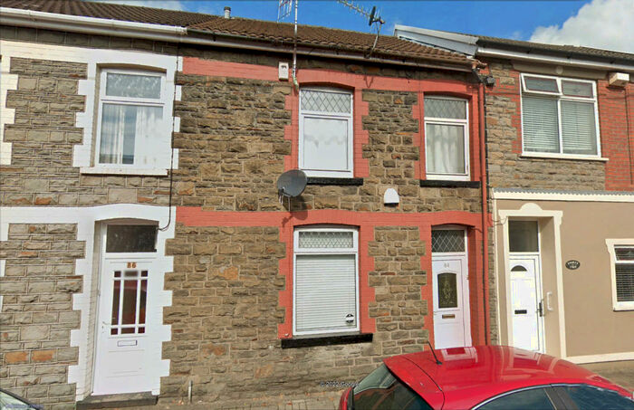 3 Bedroom Terraced House To Rent In Mill Street. Tonyrefail, CF39