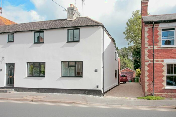 2 Bedroom End Of Terrace House To Rent In St. Johns Road, Wallingford, OX10