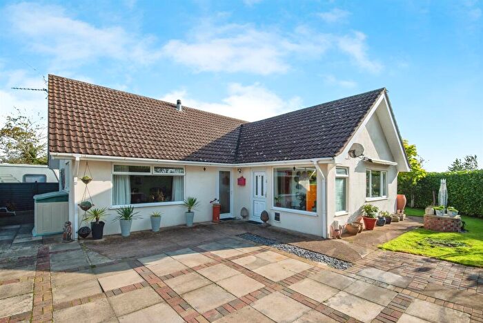 2 Bedroom Detached Bungalow For Sale In Old Scremby Road, Ashby-by-Partney, Spilsby, PE23