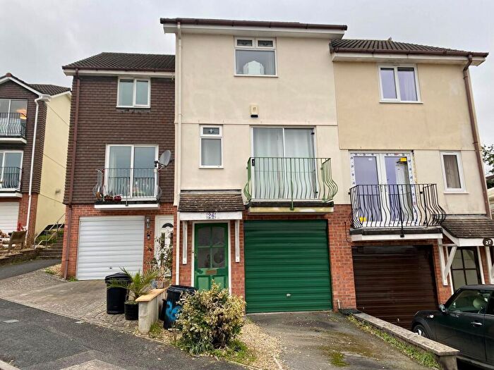 3 Bedroom Town House To Rent In Biscombe Gardens, Saltash, PL12