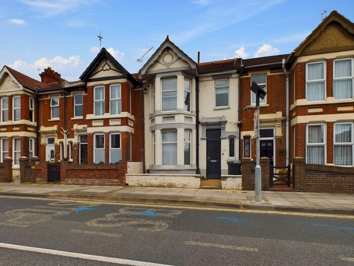 3 Bedroom Terraced House To Rent In Winter Road, Southsea, PO4