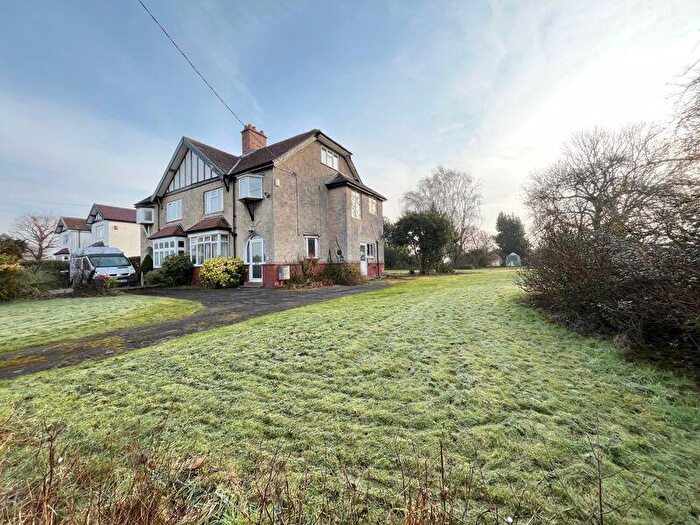 4 Bedroom Semi-Detached House For Sale In Keynsham Road Willsbridge Bristol, BS30