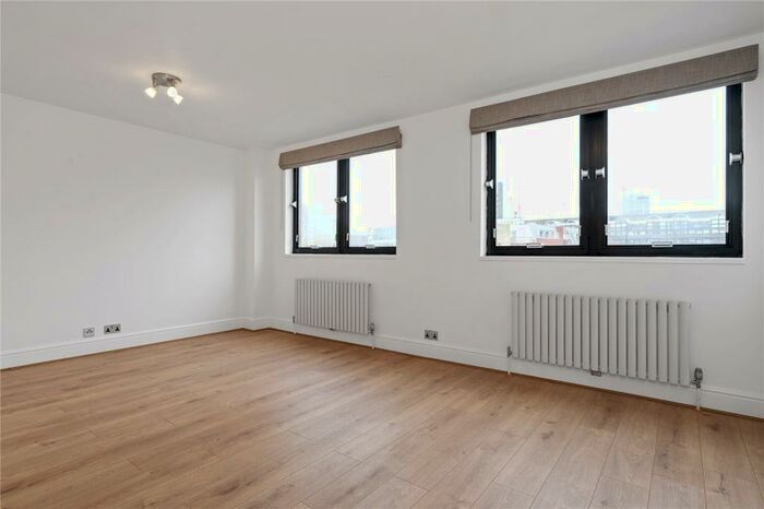 2 Bedroom Apartment To Rent In Long Lane, London, EC1A