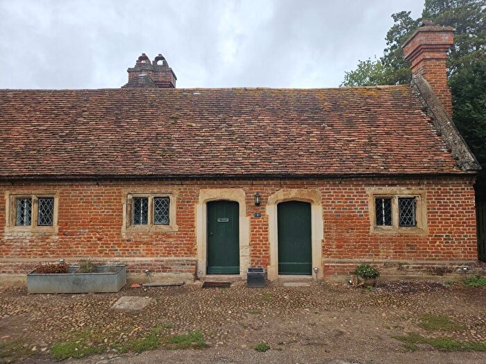 2 Bedroom Semi Detached House To Rent In Almshouses, Mapledurham Village, RG4