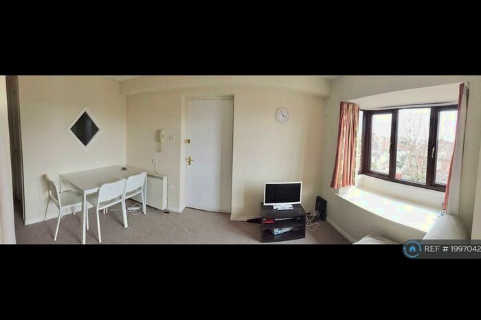 Studio To Rent In Edward Court, Bristol, BS5