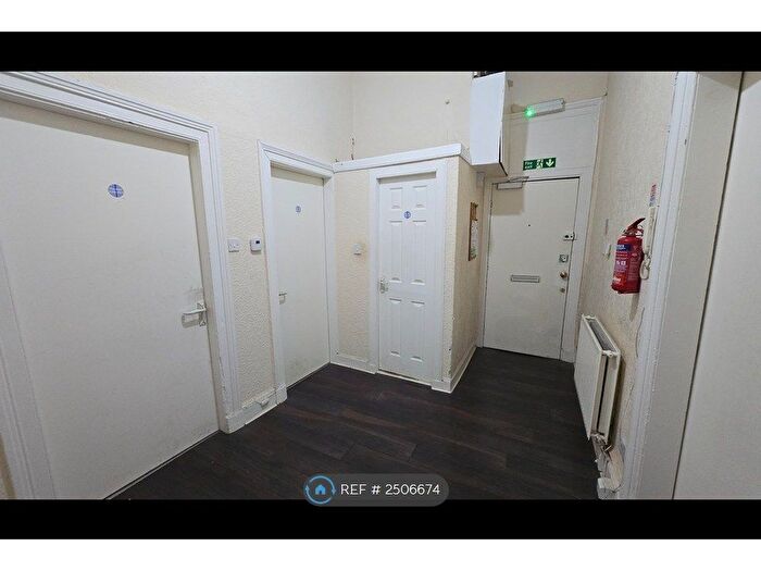 4 Bedroom Flat To Rent In Argyle Street, Glasgow, G3