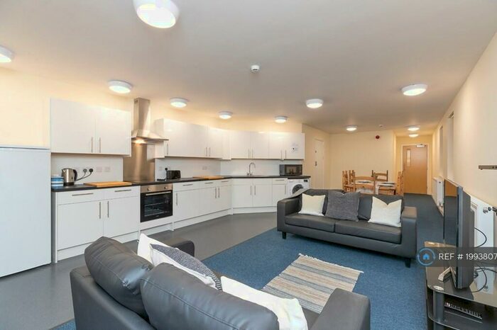 5 Bedroom Flat To Rent In Moss Street, Leamington Spa, CV31