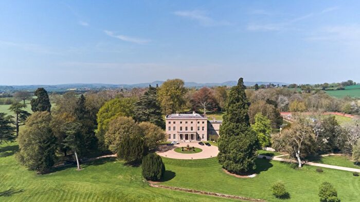 12 Bedroom Country House For Sale In Holt Fleet, Ombersley, Droitwich, Worcestershire, WR9