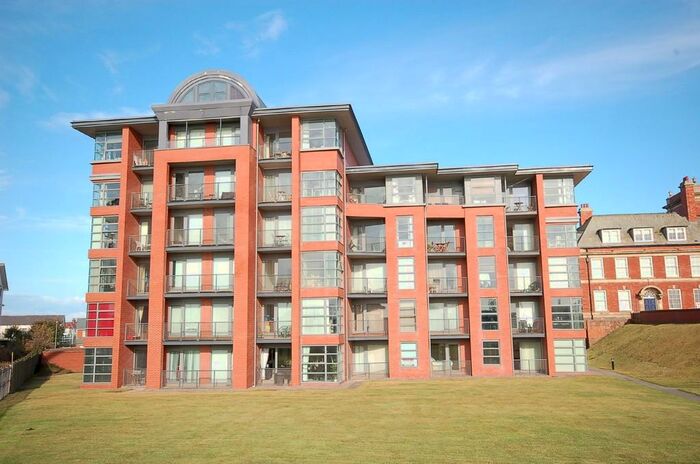 2 Bedroom Apartment To Rent In Queens Promenade, Blackpool, FY2