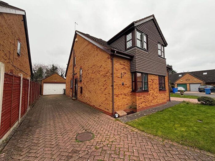 4 Bedroom Detached House For Sale In The Close, Willerby, Hull, HU10
