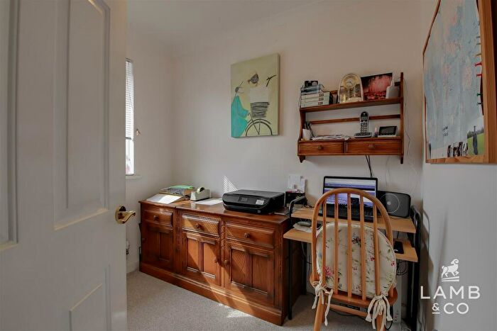 4 Bedroom Detached House For Sale In Oxborrow Close, Kirby Cross, Frinton-On-Sea, CO13