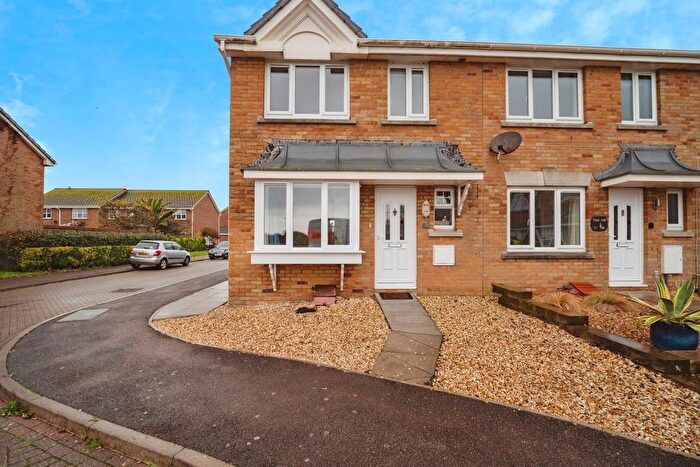 3 Bedroom End Terrace House For Sale In Whitehead Drive, Wyke Regis, Weymouth, DT4