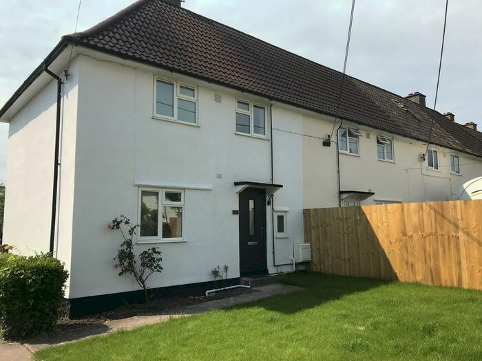 2 Bedroom Semi-Detached House To Rent In Barley Close, Wells, BA5