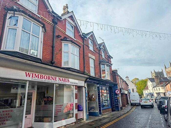 2 Bedroom Property To Rent In East Street, Wimborne, BH21
