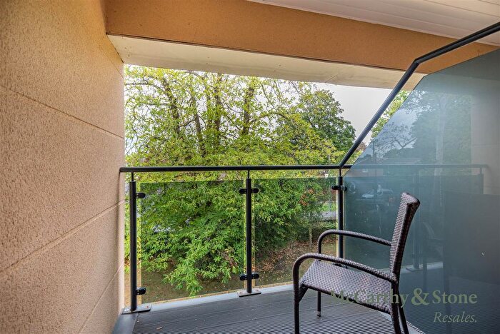 1 Bedroom Flat For Sale In Thorneycroft, Wood Road, Tettenhall, Wolverhampton, West Midlands, WV6