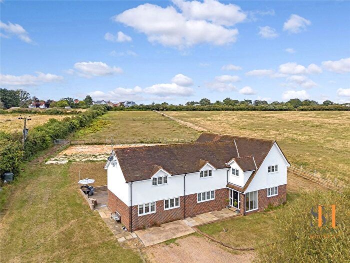 5 Bedroom Equestrian Property For Sale In South Hanningfield Road, Rettendon Common, Chelmsford, Essex, CM3