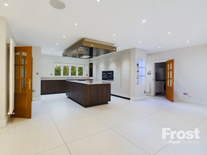 6 Bedroom Detached House To Rent In Dukes Kiln Drive, Gerrards Cross, Buckinghamshire, SL9