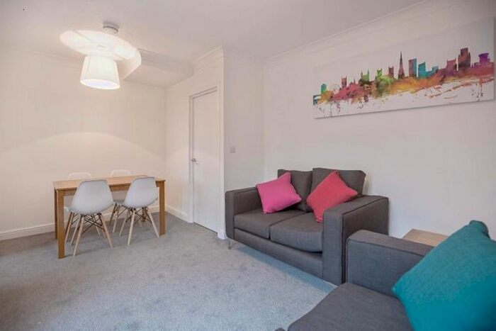 4 Bedroom Terraced House To Rent In Filton Avenue, Filton, Bristol, BS34