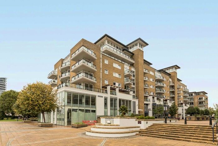 2 Bedroom Flat To Rent In Smugglers Way, London, SW18