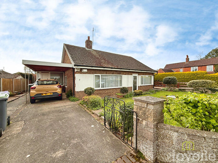 2 Bedroom Bungalow For Sale In Green Lane, North Hykeham, LN6