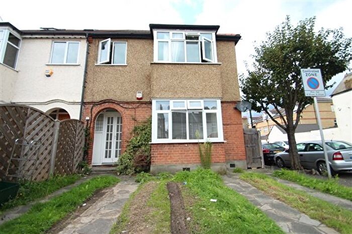 1 Bedroom Maisonette To Rent In Southlands Road, Bromley, Kent, BR2