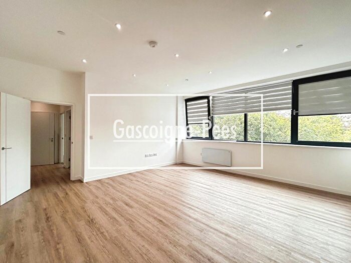 1 Bedroom Flat To Rent In Alencon Link, Basingstoke, RG21