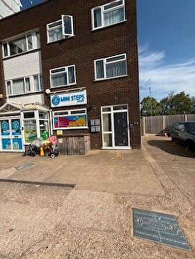1 Bedroom Flat To Rent In - Collingdon Street, LU1