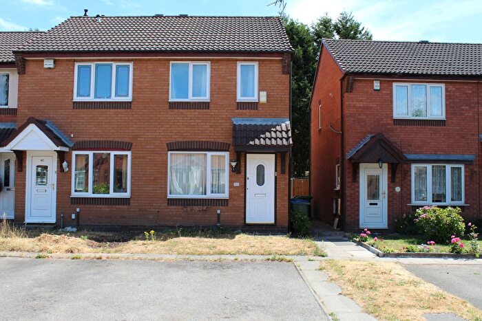 2 Bedroom Town House To Rent In Pimpernel Drive, Tame Bridge, Walsall, WS5