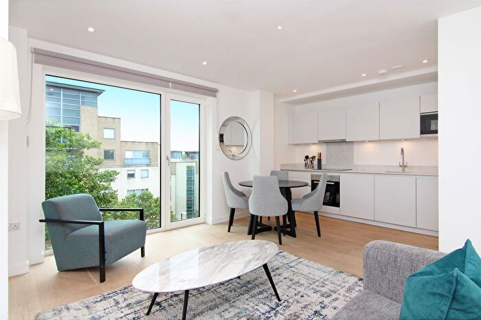 1 Bedroom Flat To Rent In Fitzgerald Court, Rodney Street, London, N1