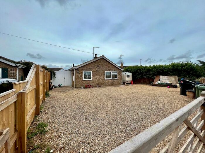 Houses for sale & to rent in PE14 7NY, Holt Court, Walpole Wisbech