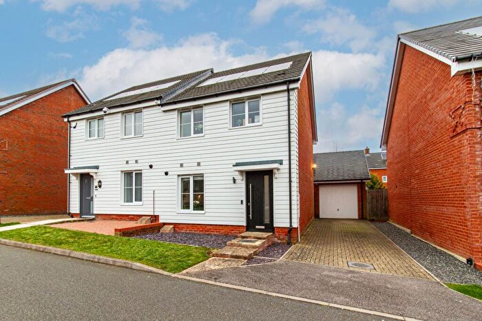 3 Bedroom Semi Detached House For Sale In Gregory Drive, Church Crookham, GU52